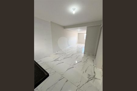 Casa à venda com 3 quartos, 135m² em Centro, Osasco