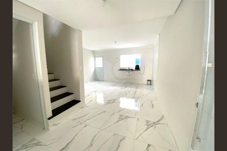 Casa à venda com 3 quartos, 135m² em Centro, Osasco