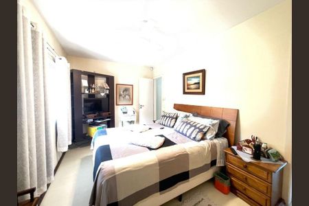 Casa à venda com 5 quartos, 379m² em Itacoatiara, Niterói