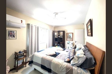 Casa à venda com 5 quartos, 379m² em Itacoatiara, Niterói