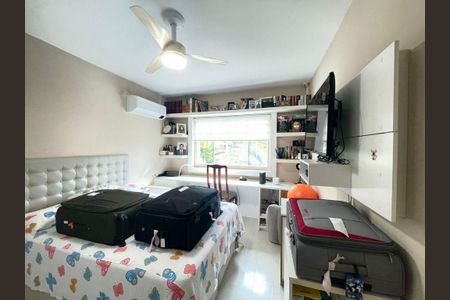 Casa à venda com 5 quartos, 379m² em Itacoatiara, Niterói