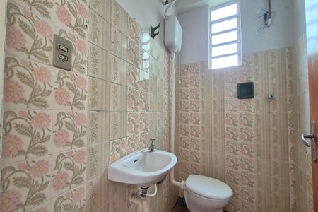 Casa à venda com 180m², 4 quartos e 4 vagasBanheiro