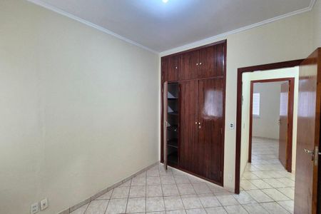 Casa à venda com 180m², 4 quartos e 4 vagasQuarto 1 
