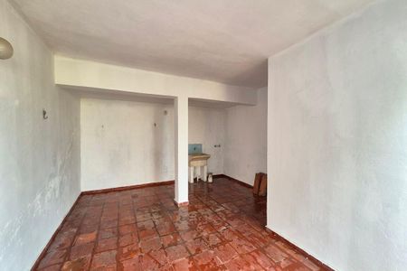Casa à venda com 180m², 4 quartos e 4 vagasLavanderia 