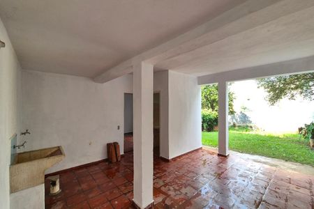 Casa à venda com 180m², 4 quartos e 4 vagasLavanderia 