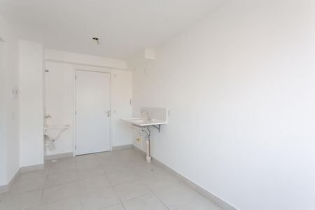 Sala de apartamento para alugar com 2 quartos, 32m² em Vila Carmosina, São Paulo