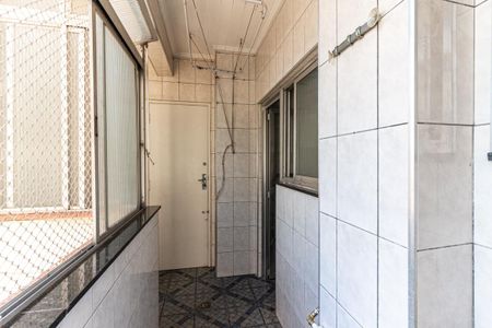 Apartamento à venda com 82m², 2 quartos e sem vaga Apartamento à venda com 82m², 2 quartos e sem vagaÁrea de Serviço