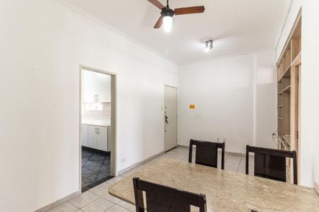 Apartamento à venda com 82m², 2 quartos e sem vaga Apartamento à venda com 82m², 2 quartos e sem vagaSala