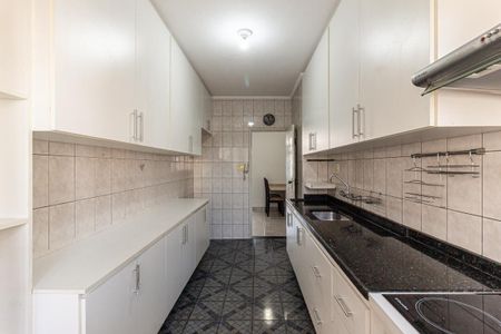 Apartamento à venda com 82m², 2 quartos e sem vaga Apartamento à venda com 82m², 2 quartos e sem vagaCozinha
