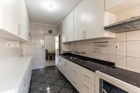 Apartamento à venda com 82m², 2 quartos e sem vaga Apartamento à venda com 82m², 2 quartos e sem vagaCozinha