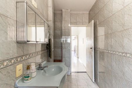 Apartamento à venda com 82m², 2 quartos e sem vaga Apartamento à venda com 82m², 2 quartos e sem vagaBanheiro