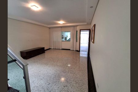 Casa à venda com 4 quartos, 200m² em Vila Dayse, São Bernardo do Campo