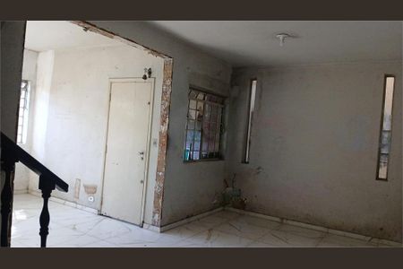 Casa à venda com 3 quartos, 175m² em Santo Amaro, São Paulo