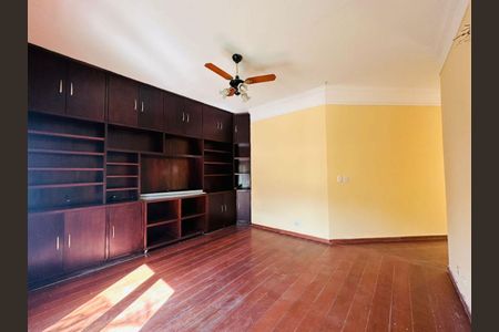 Casa à venda com 4 quartos, 360m² em Residencial Nove (Alphaville), Santana de Parnaíba