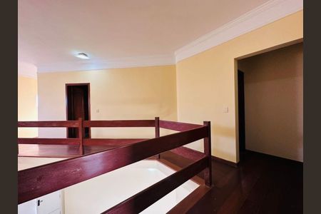 Casa à venda com 4 quartos, 360m² em Residencial Nove (Alphaville), Santana de Parnaíba