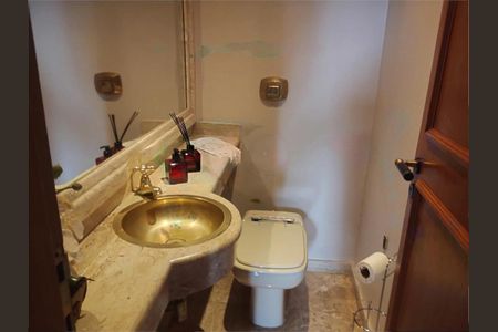 Apartamento à venda com 180m², 4 quartos e 4 vagas