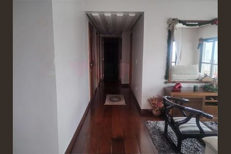 Apartamento à venda com 180m², 4 quartos e 4 vagas