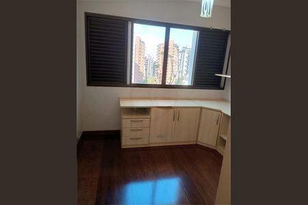 Apartamento à venda com 180m², 4 quartos e 4 vagas