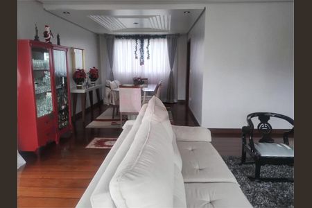 Apartamento à venda com 180m², 4 quartos e 4 vagas