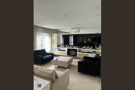 Apartamento à venda com 4 quartos, 210m² em Vila Olímpia, São Paulo