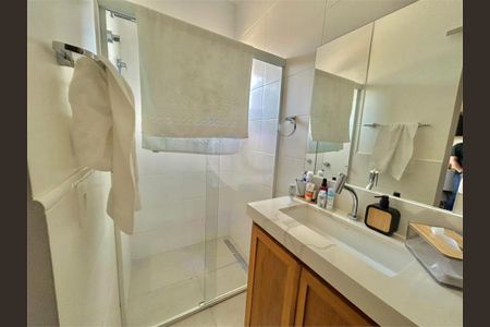 Casa à venda com 3 quartos, 380m² em Jardim Hipico, São Paulo