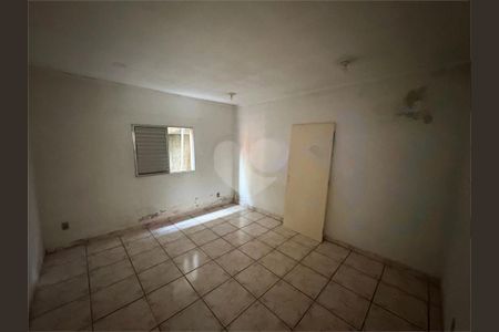 Casa à venda com 3 quartos, 120m² em Jardim Guairaca, São Paulo