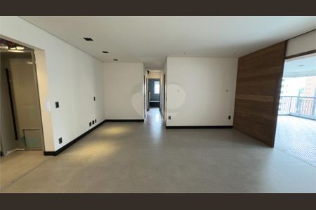 Apartamento à venda com 149m², 3 quartos e 3 vagas