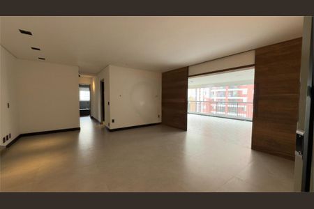 Apartamento à venda com 149m², 3 quartos e 3 vagas