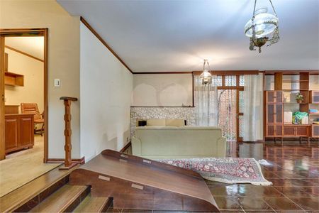 Casa à venda com 312m², 3 quartos e 5 vagas