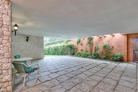 Casa à venda com 312m², 3 quartos e 5 vagas