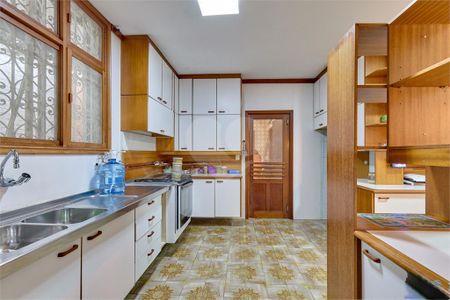 Casa à venda com 312m², 3 quartos e 5 vagas