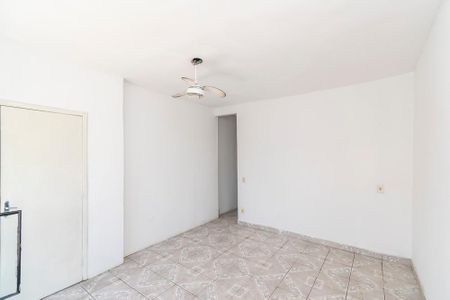 Sala de casa de condomínio para alugar com 1 quarto, 60m² em Olaria, Rio de Janeiro
