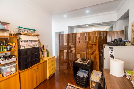 Casa de condomínio à venda com 294m², 4 quartos e 4 vagasSala 