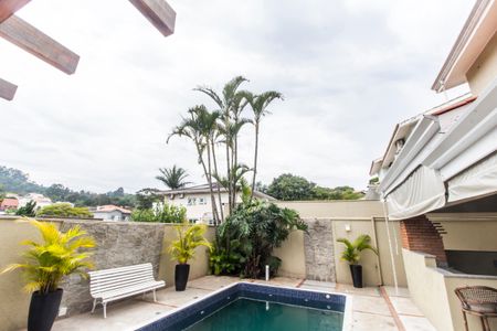 Casa de condomínio à venda com 294m², 4 quartos e 4 vagasPiscina