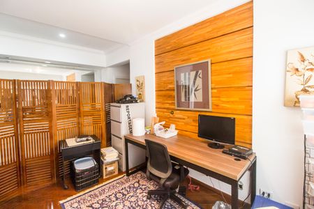 Casa de condomínio à venda com 294m², 4 quartos e 4 vagasSala 