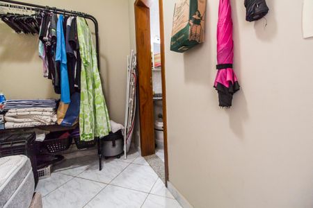 Casa de condomínio à venda com 294m², 4 quartos e 4 vagasQuarto de Serviço