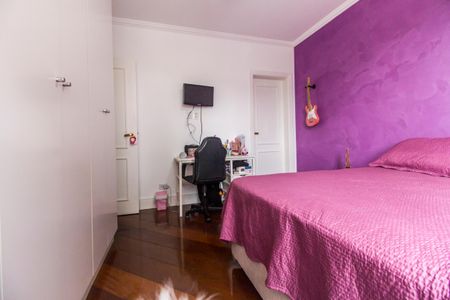 Casa de condomínio à venda com 294m², 4 quartos e 4 vagasSuíte 4