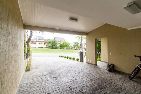 Casa de condomínio à venda com 294m², 4 quartos e 4 vagasGaragem