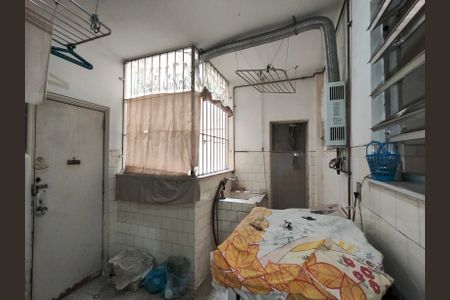 Apartamento para alugar com 122m², 3 quartos e sem vaga Apartamento para alugar com 122m², 3 quartos e sem vagaÁrea de Serviço