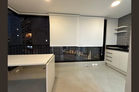 Apartamento para alugar com 81m², 3 quartos e 2 vagasVaranda