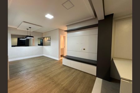 Apartamento para alugar com 81m², 3 quartos e 2 vagasSala