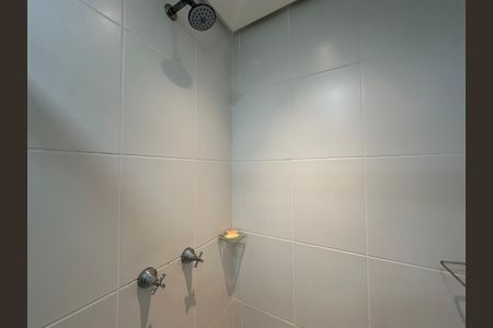 Apartamento para alugar com 81m², 3 quartos e 2 vagasBanheiro