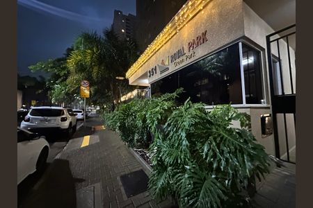 Apartamento para alugar com 81m², 3 quartos e 2 vagasFachada e portaria