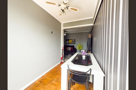 Apartamento à venda com 68m², 2 quartos e 1 vagaSala