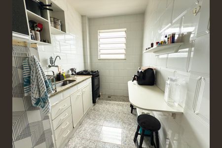 Apartamento à venda com 68m², 2 quartos e 1 vagaCozinha