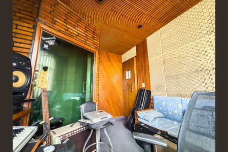 Apartamento à venda com 68m², 2 quartos e 1 vagaQuarto 2