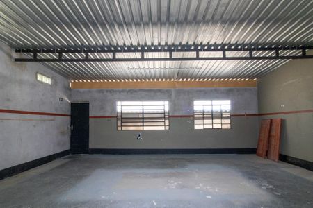 Casa à venda com 500m², 2 quartos e 4 vagasÁrea externa