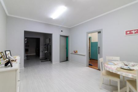 Casa à venda com 500m², 2 quartos e 4 vagasQuarto 1