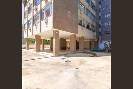 Apartamento para alugar com 140m², 4 quartos e 1 vaga Apartamento para alugar com 140m², 4 quartos e 1 vagaÁrea comum