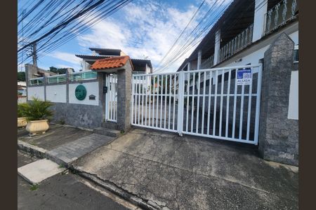 Casa de condomínio para alugar com 170m², 2 quartos e 2 vagas Casa de condomínio para alugar com 170m², 2 quartos e 2 vagasFachada